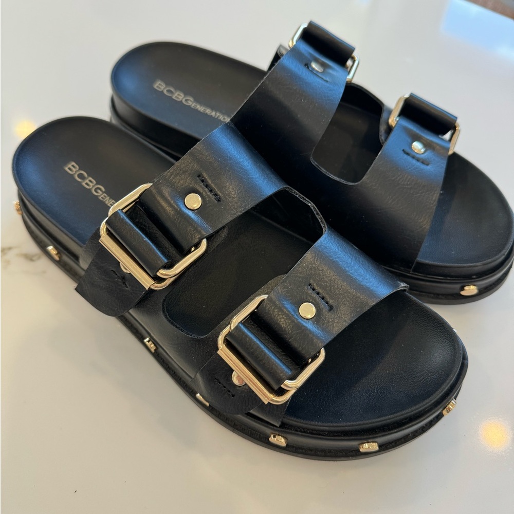 Super cute black summer slide sandals